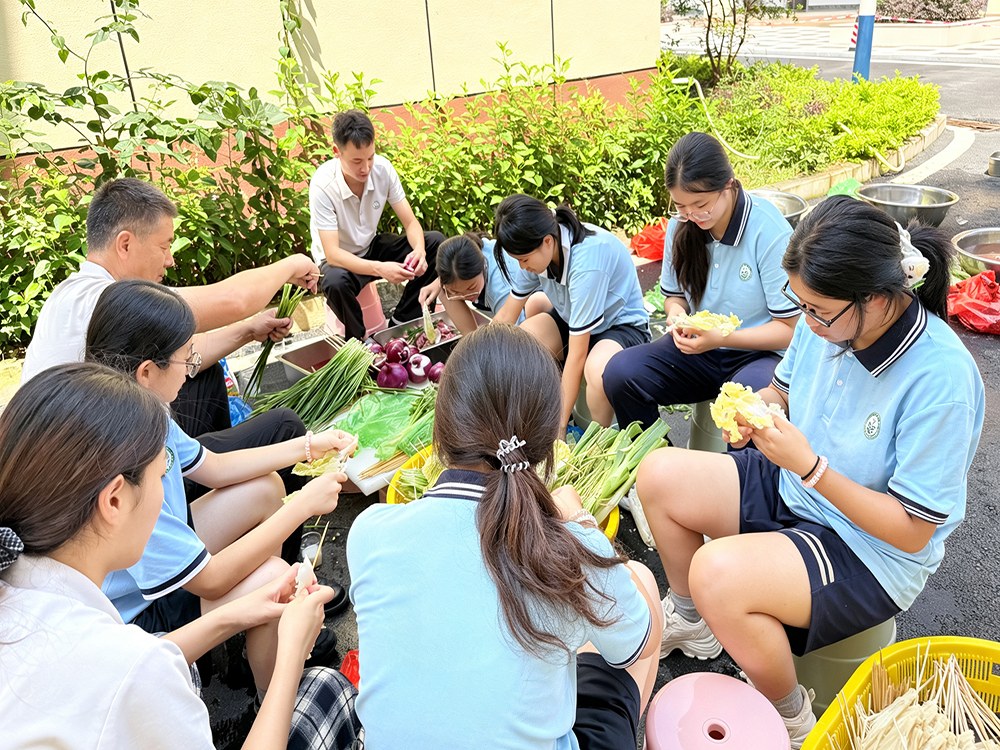 娄底本地小孩子叛逆教育学校怎么联系