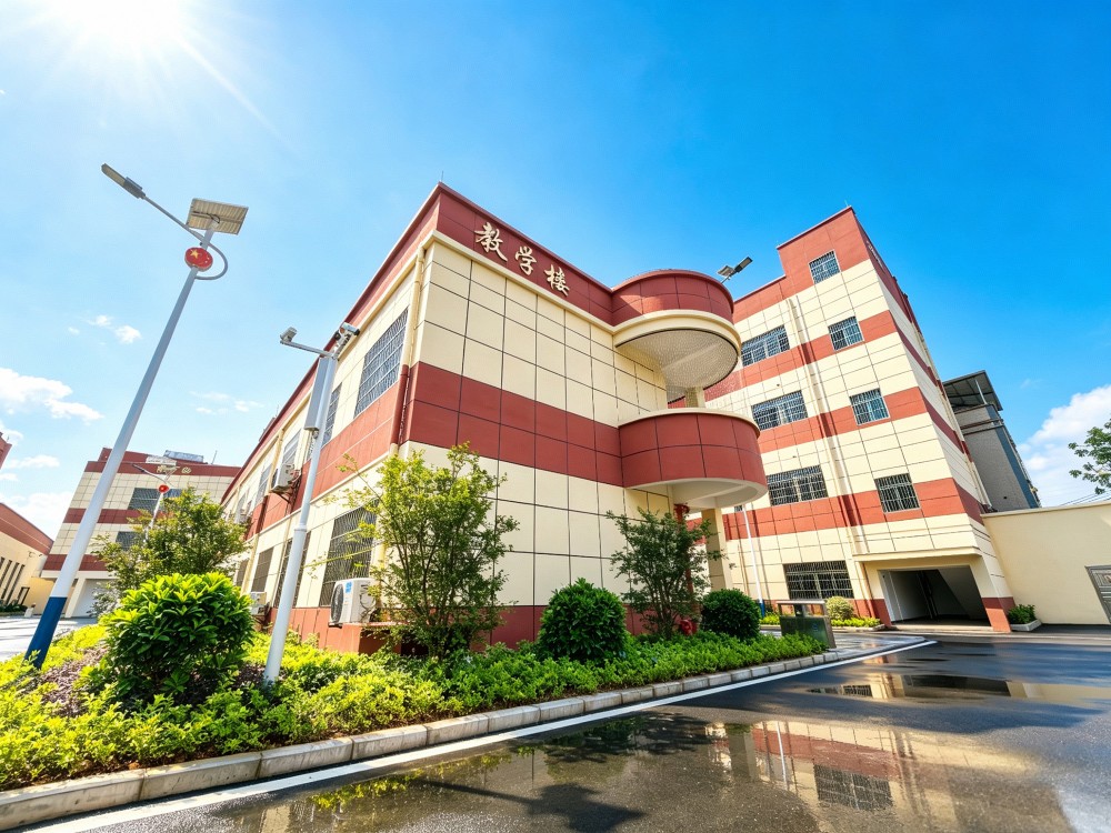 娄底叛逆孩子培训学校怎么联系?长期成长规划择校指南