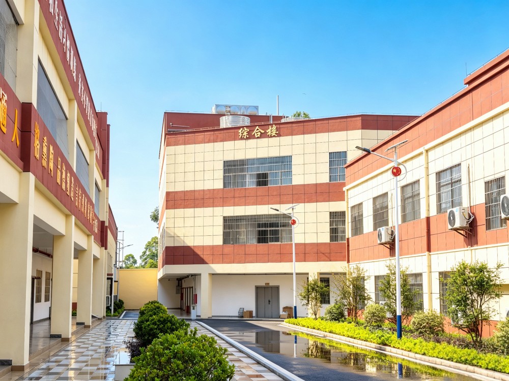 娄底全封闭叛逆小孩改变学校怎么选？专业机构推荐与决策指南